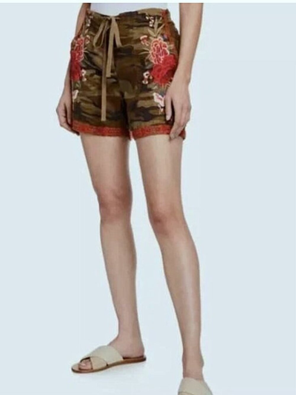 Johnny Was Los Angeles "Burke" Embroidered Linen Shorts Camouflage Size XL - Picture 2 of 9